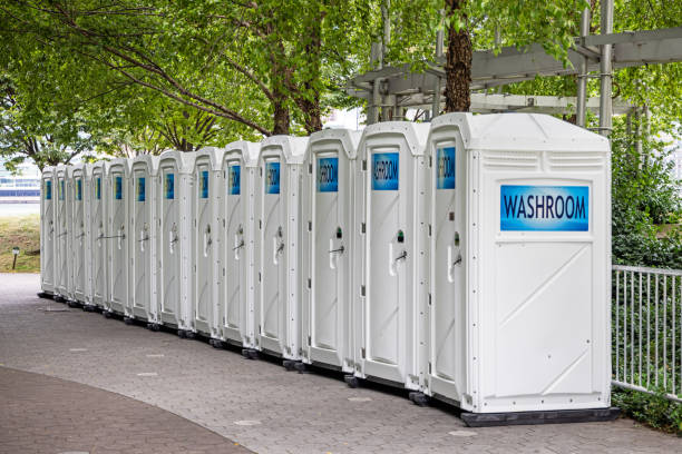 Portable Toilet Options We Offer in Iola, KS