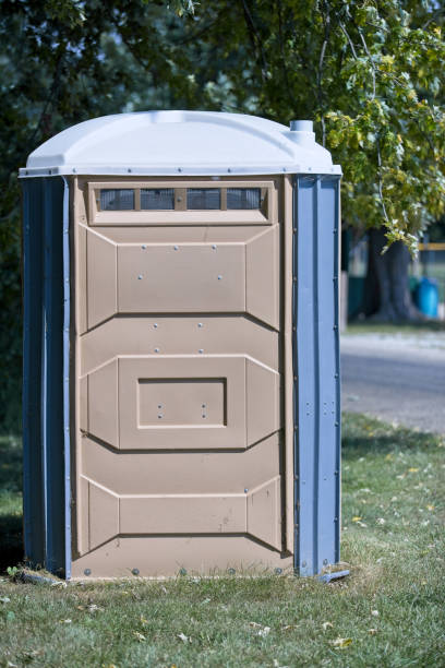 Best Emergency porta potty rental  in Iola, KS