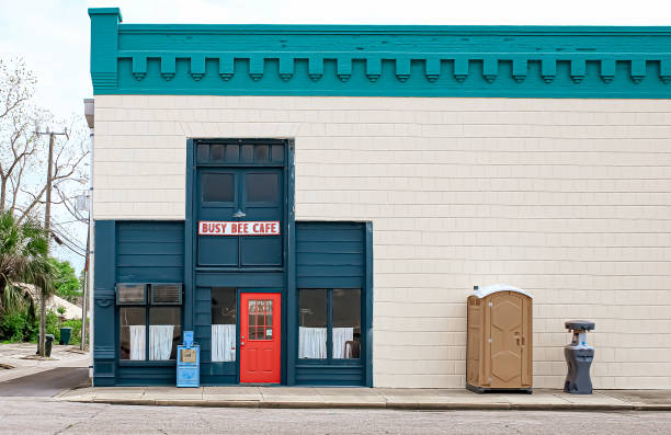 Best Best portable toilet rental  in Iola, KS