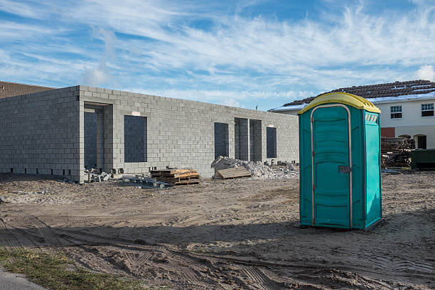 Best Wedding porta potty rental  in Iola, KS