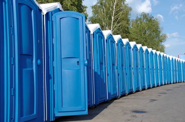 Best Portable toilet rental cost  in Iola, KS